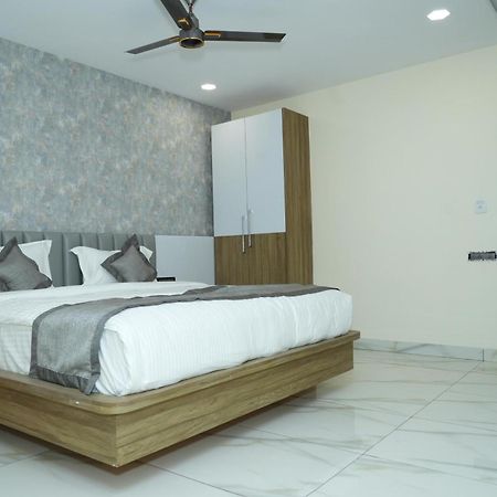 Hotel Phoenix Grand Visakhapatnam Exterior foto